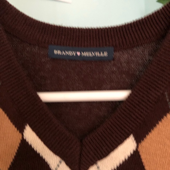 brandy melville tank never worn before brand new!🤎 - Picture 3 of 6